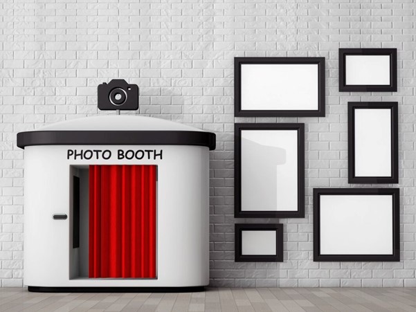 How to Choose the Right Photo Booth Package for Your Event?